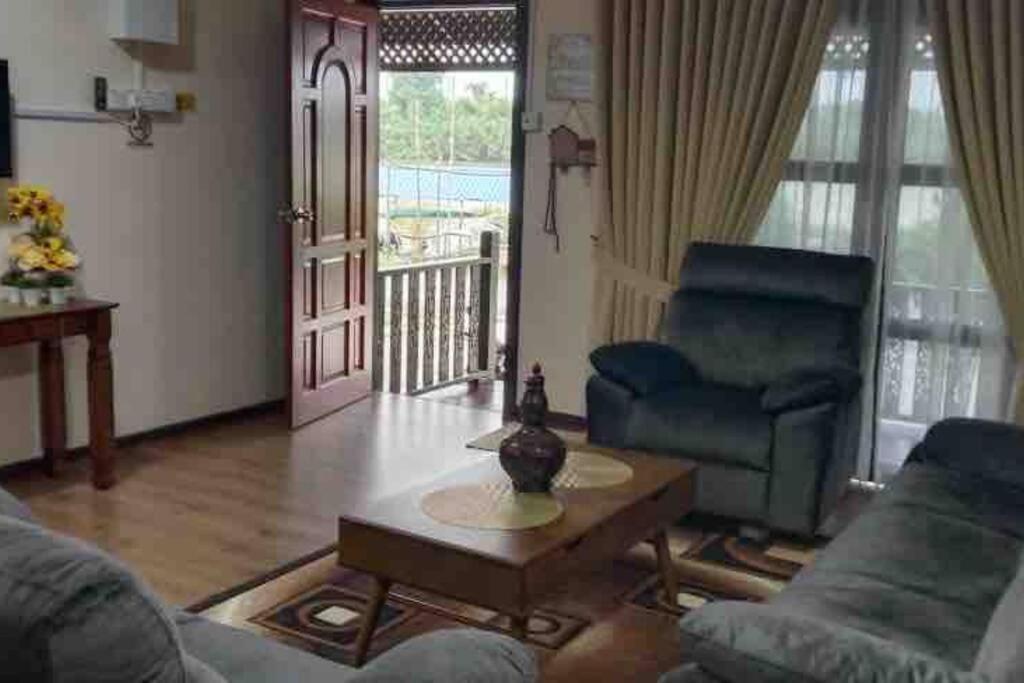 Teratak Bayu Stc Villa Kuala Terengganu Luaran gambar